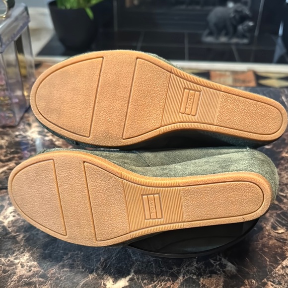 TOM Kala Wedged Heel Bootie in Dusty Olive Suede Women’s Size 9 - Picture 9 of 11